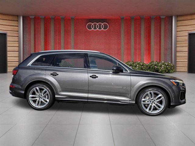new 2025 Audi Q7 car, priced at $72,204