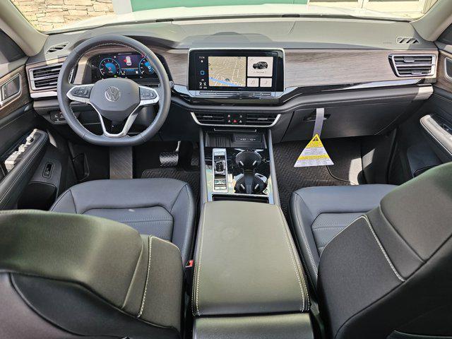 new 2025 Volkswagen Atlas car, priced at $51,501