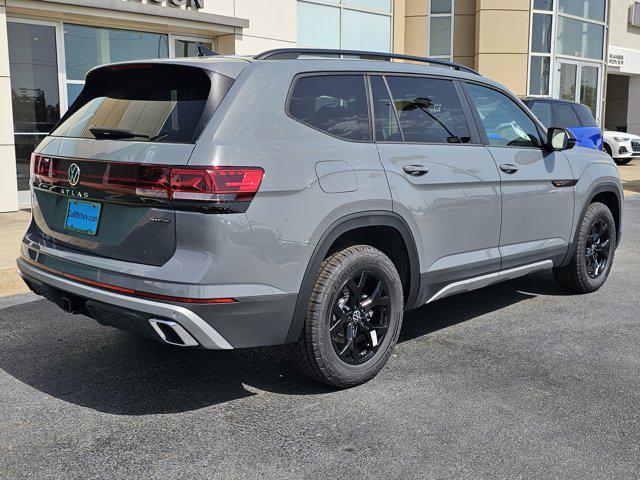 new 2025 Volkswagen Atlas car, priced at $49,261