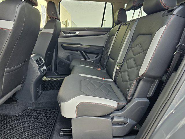 new 2025 Volkswagen Atlas car, priced at $49,261