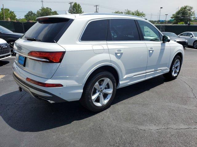 new 2025 Audi Q7 car, priced at $64,400