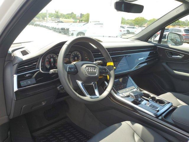 new 2025 Audi Q7 car, priced at $64,400