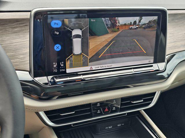 new 2025 Volkswagen Atlas car, priced at $57,006