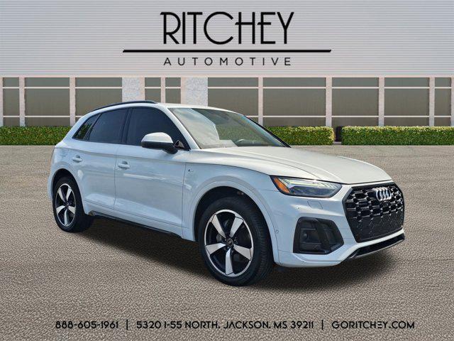 used 2022 Audi Q5 car, priced at $31,390