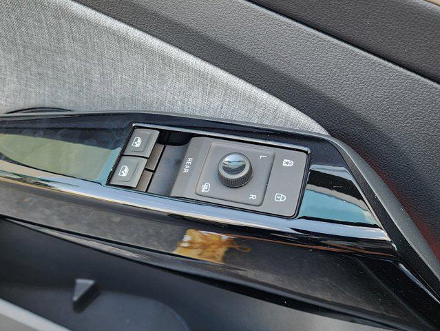 new 2025 Volkswagen ID.4 car, priced at $47,261