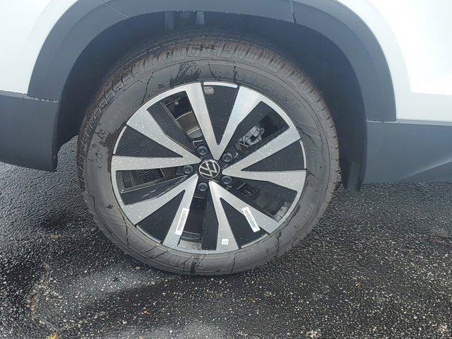 new 2024 Volkswagen Taos car, priced at $28,838