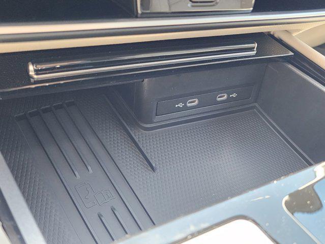 new 2025 Volkswagen Atlas car, priced at $45,321