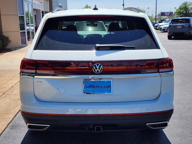 new 2025 Volkswagen Atlas car, priced at $45,321