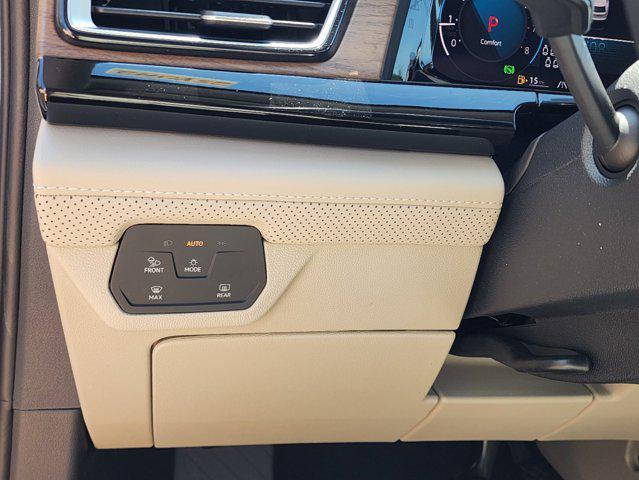 new 2025 Volkswagen Atlas car, priced at $45,321