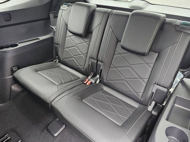 new 2025 Volkswagen Atlas car, priced at $45,051