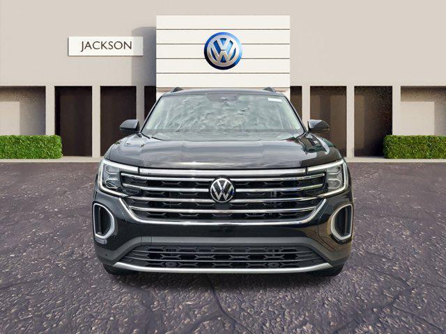 new 2025 Volkswagen Atlas car, priced at $45,051