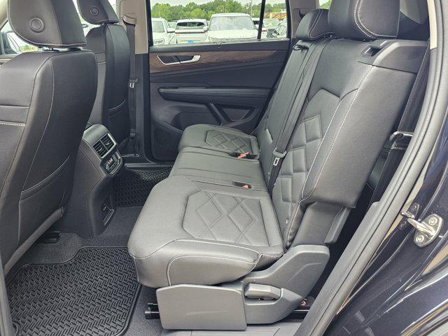 new 2025 Volkswagen Atlas car, priced at $45,051