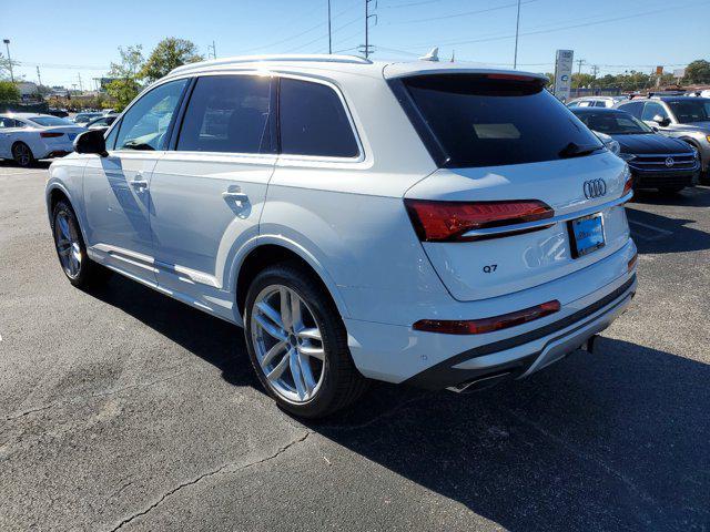 new 2025 Audi Q7 car, priced at $76,800