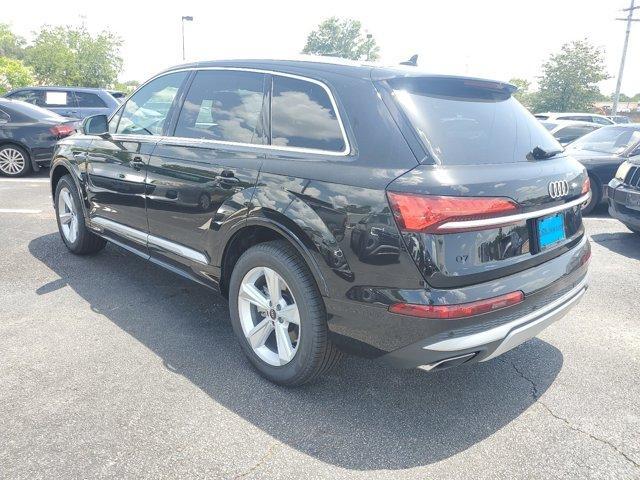 new 2025 Audi Q7 car, priced at $66,950