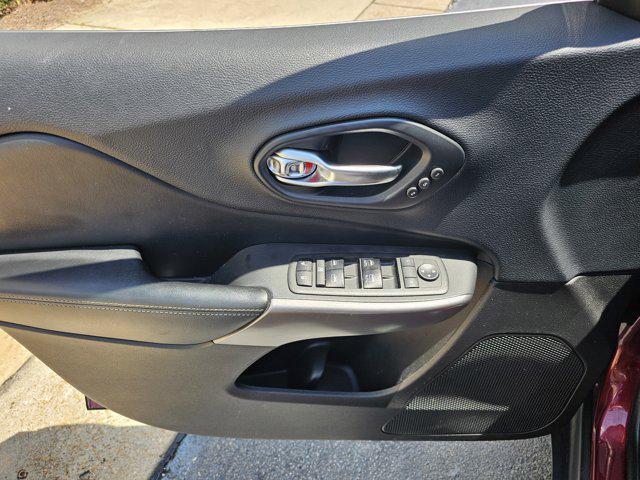 used 2019 Jeep Cherokee car, priced at $16,995