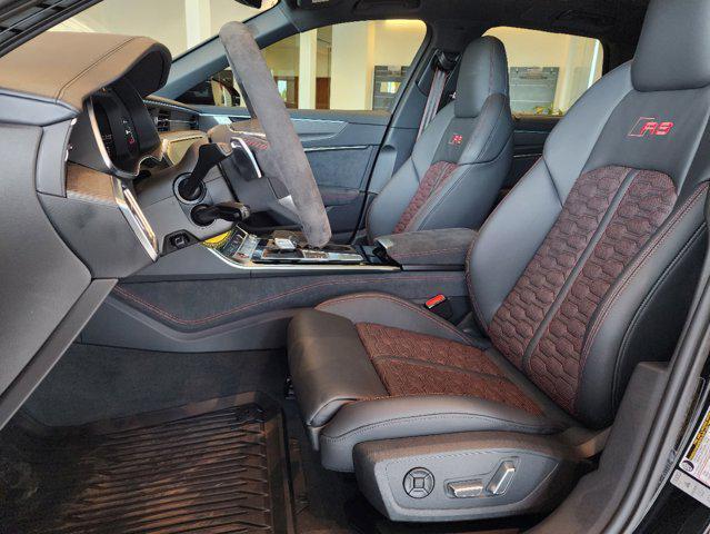 new 2025 Audi RS 6 Avant car, priced at $145,545