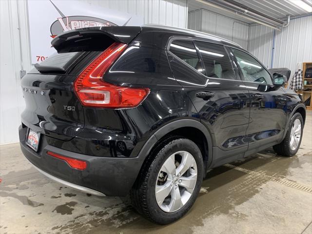 used 2022 Volvo XC40 car, priced at $27,250