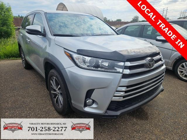 used 2019 Toyota Highlander car, priced at $29,128