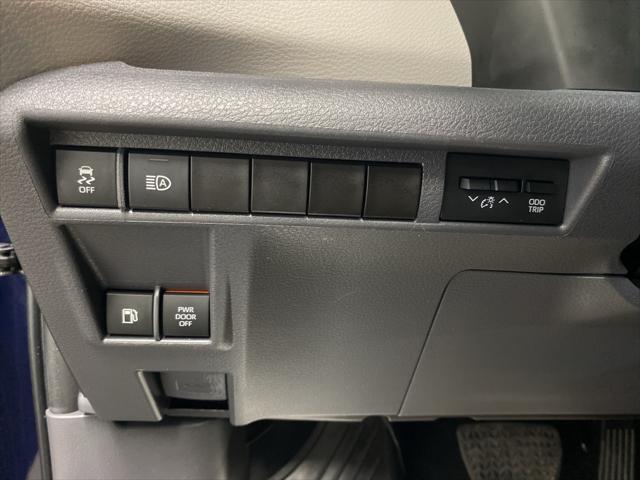 used 2023 Toyota Sienna car, priced at $48,661