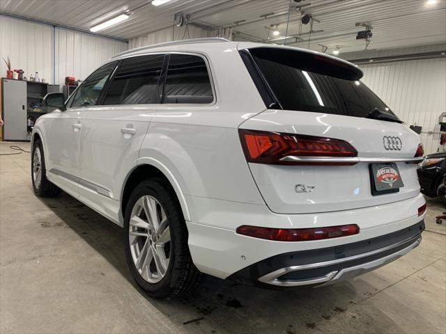 used 2020 Audi Q7 car, priced at $31,000