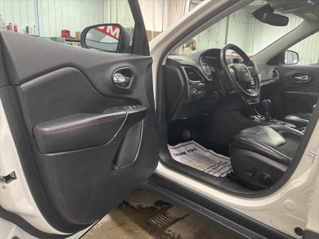 used 2019 Jeep Cherokee car, priced at $18,361