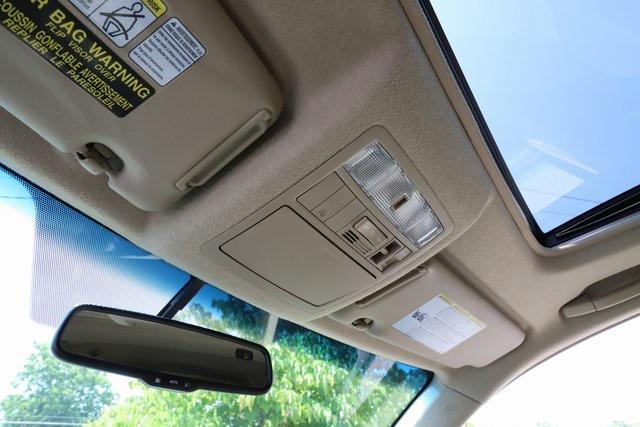 used 2013 Toyota Highlander car, priced at $9,990