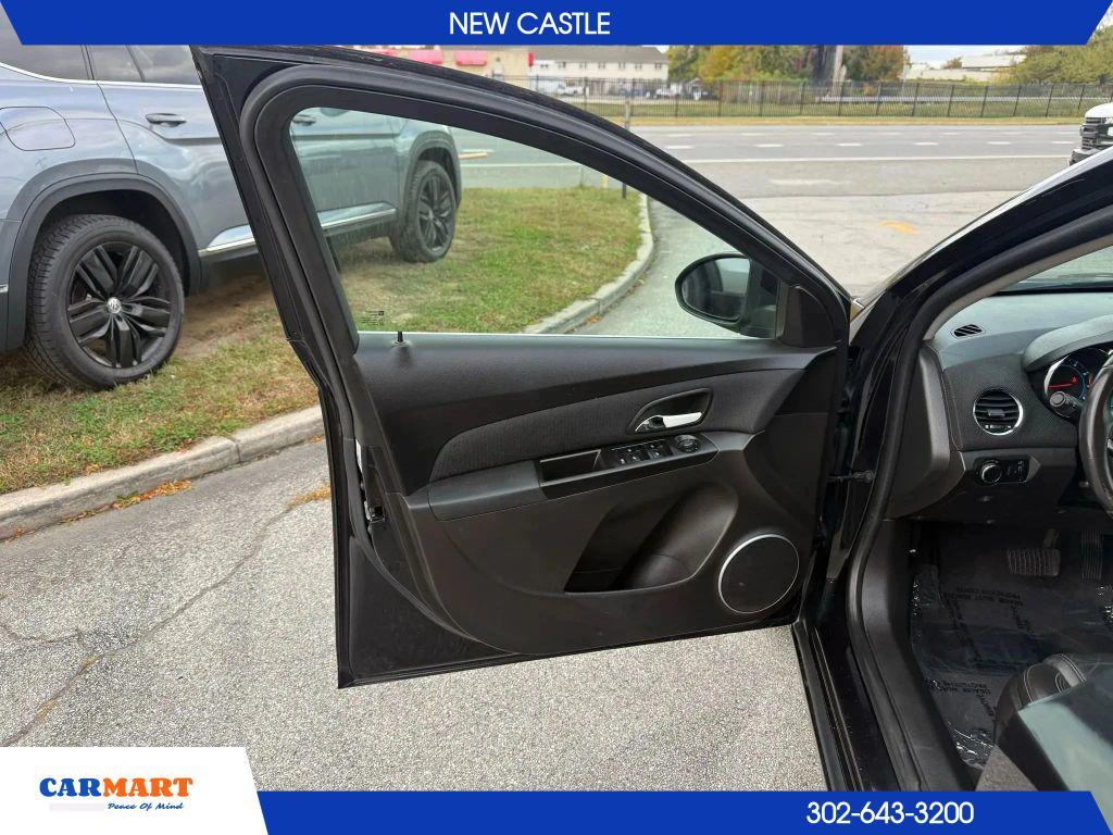 used 2011 Chevrolet Cruze car, priced at $6,100