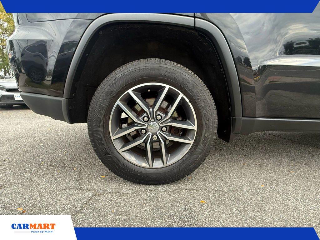 used 2017 Jeep Grand Cherokee car, priced at $15,295