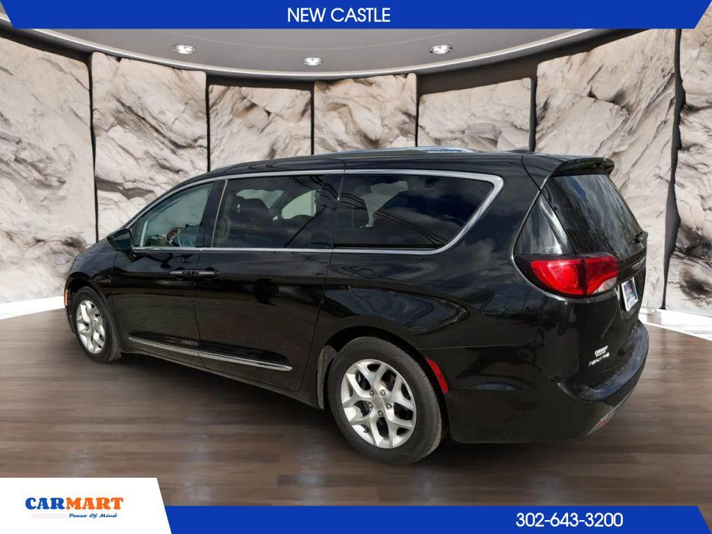 used 2018 Chrysler Pacifica car, priced at $14,164