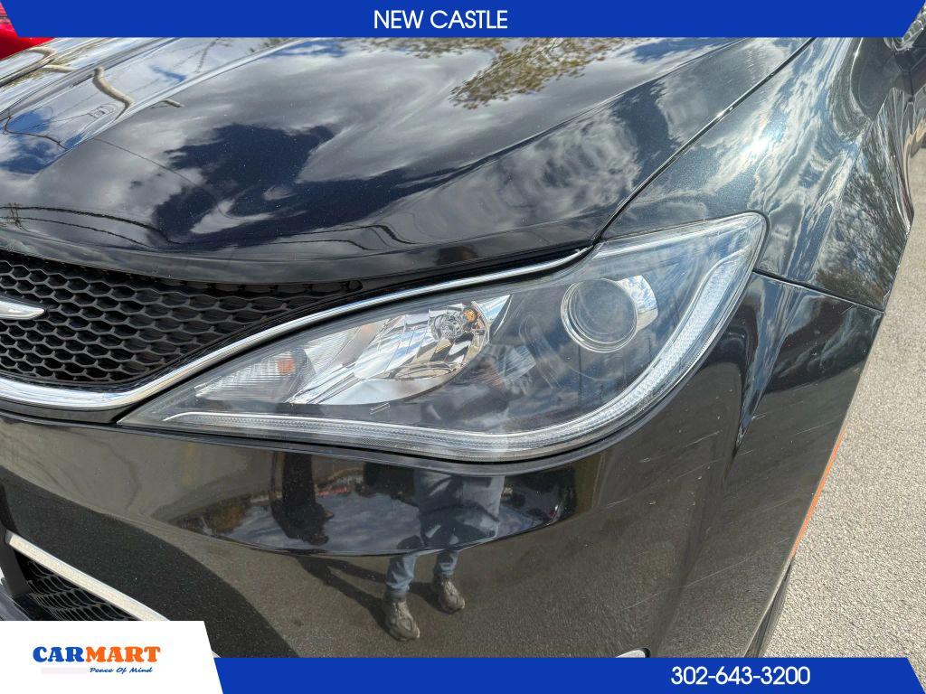 used 2018 Chrysler Pacifica car, priced at $14,164