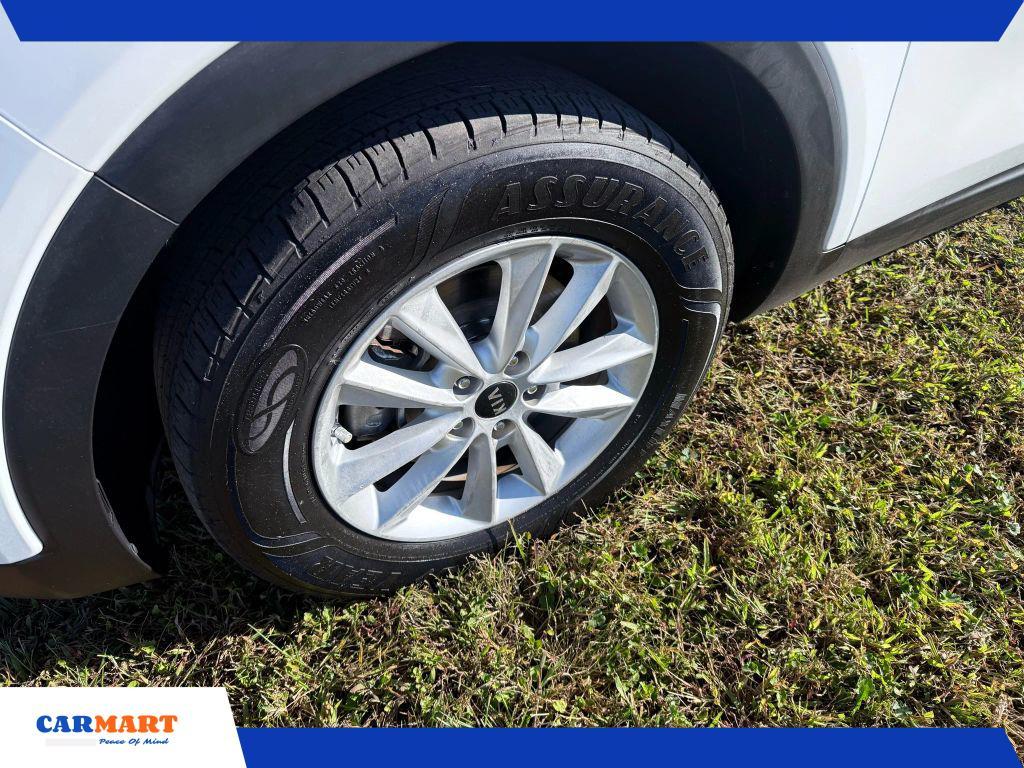 used 2019 Kia Sorento car, priced at $12,901