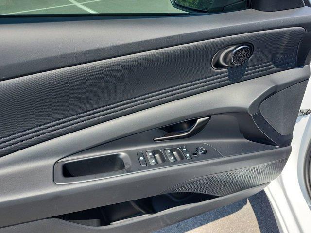 new 2025 Hyundai Elantra car, priced at $22,854