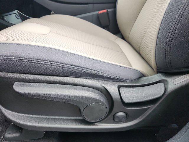 used 2023 Hyundai Santa Fe car, priced at $18,521