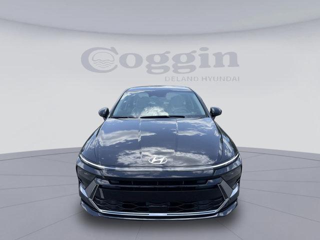 new 2025 Hyundai Sonata Hybrid car, priced at $31,179