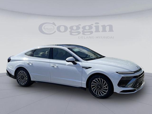 new 2025 Hyundai Sonata Hybrid car, priced at $38,600