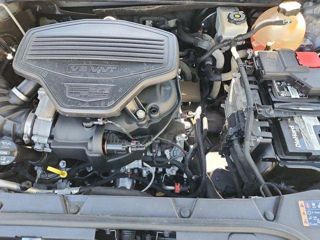 used 2018 Cadillac XT5 car, priced at $15,100