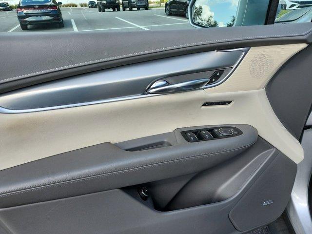 used 2017 Cadillac XT5 car, priced at $17,598