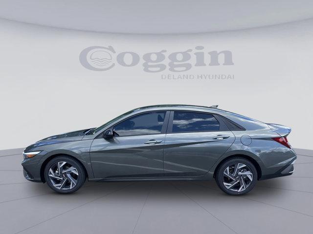 new 2025 Hyundai Elantra car, priced at $22,424