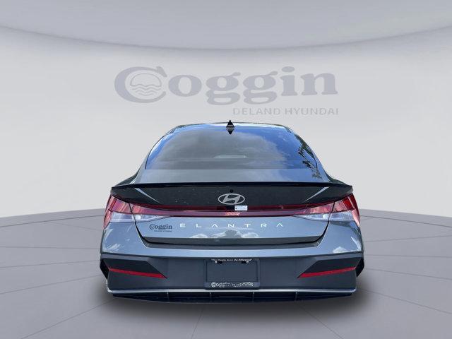 new 2025 Hyundai Elantra car, priced at $22,424