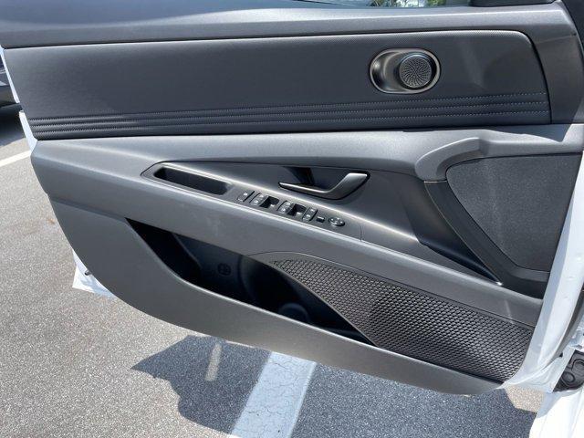 new 2025 Hyundai Elantra car, priced at $23,514