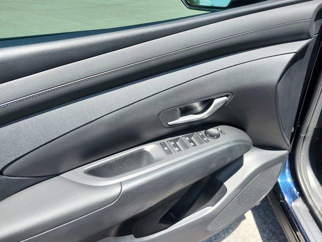 new 2025 Hyundai TUCSON Hybrid car, priced at $36,613