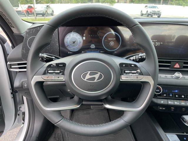 new 2025 Hyundai Elantra car, priced at $26,932