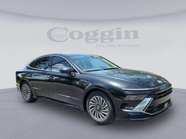 new 2025 Hyundai Sonata Hybrid car, priced at $37,053