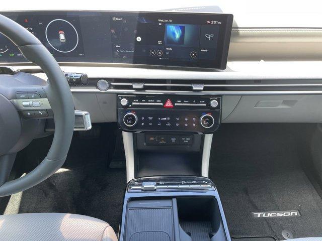 new 2025 Hyundai TUCSON Hybrid car, priced at $41,245