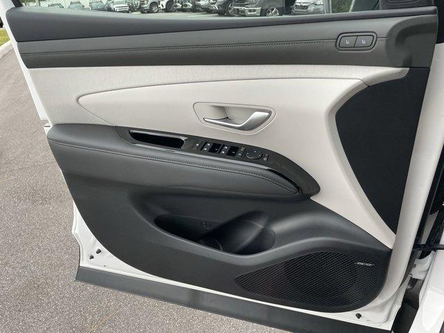 new 2025 Hyundai TUCSON Hybrid car, priced at $41,620