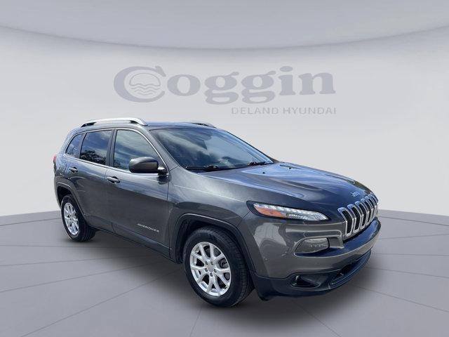 used 2017 Jeep Cherokee car, priced at $10,360