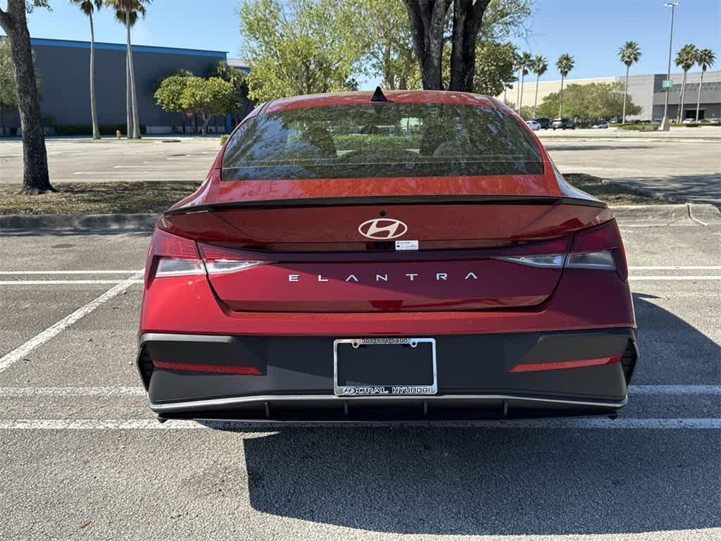 new 2025 Hyundai Elantra car, priced at $24,643