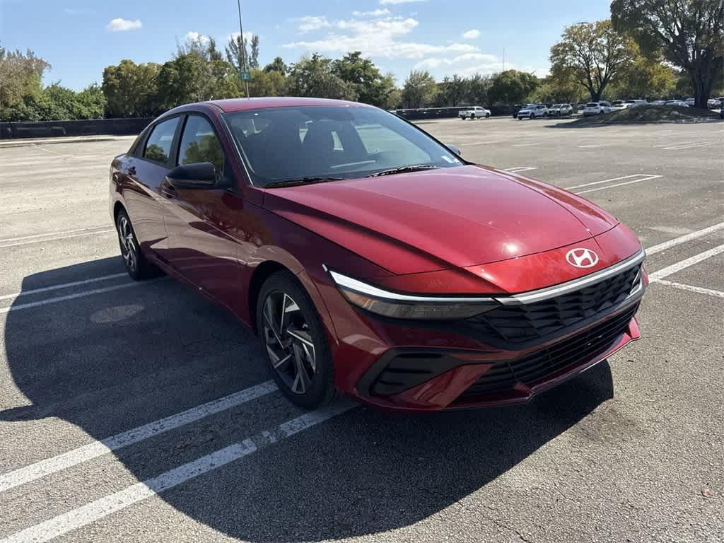 new 2025 Hyundai Elantra car, priced at $24,643