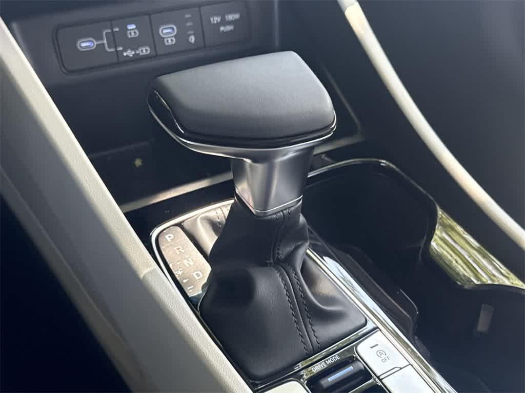 new 2025 Hyundai Tucson car, priced at $34,069