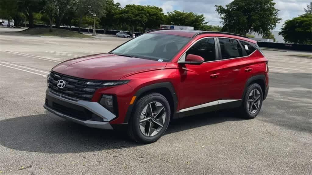 new 2025 Hyundai Tucson car, priced at $34,139